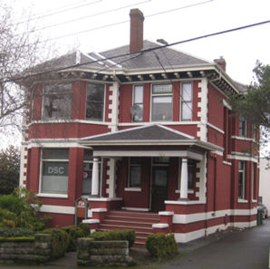 714 Discovery Street